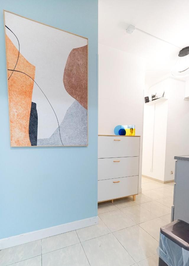 Shared Dormitory Wan Chai Road 187 Hong Kong Exterior photo